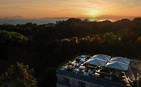 Hotel Marad